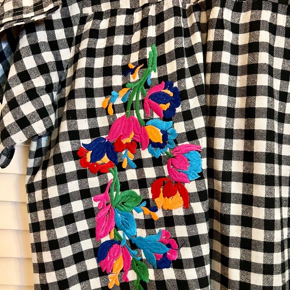 EEUC EMBROIDERED BLOUSE - Picture 4 of 12